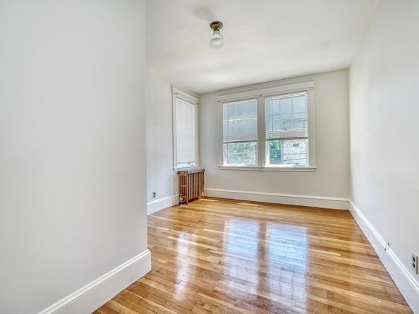 50-52 Albion St, Melrose MA 02176
