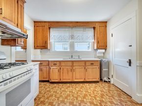 50-52 Albion St, Melrose MA 02176