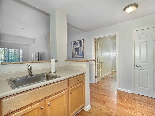 36 Village Road 203, Middleton MA 01949