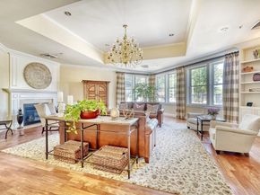 36 Village Road 203, Middleton MA 01949