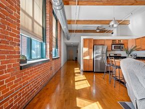 160 Fremont St 204, Worcester MA 01603