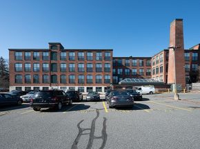160 Fremont St 204, Worcester MA 01603