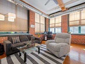 160 Fremont St 204, Worcester MA 01603