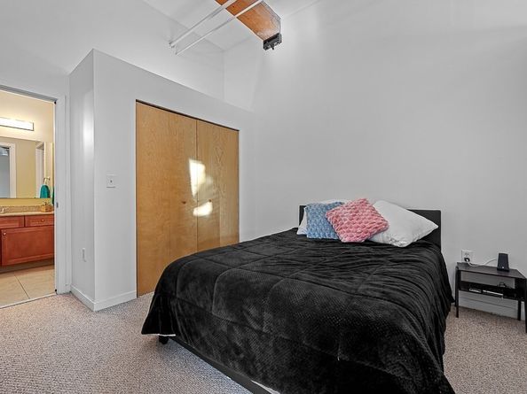 160 Fremont St 204, Worcester MA 01603