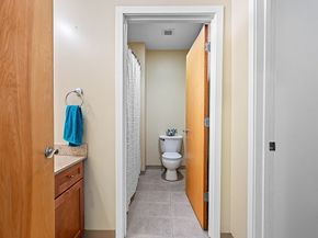 160 Fremont St 204, Worcester MA 01603