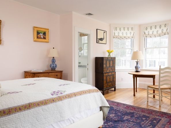 371 Walnut Street, Brookline MA 02445