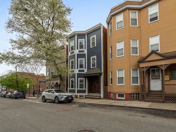 733 E 3rd St, Boston MA 02127