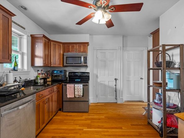733 E 3rd St, Boston MA 02127