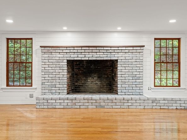 123 Dutton Rd, Sudbury MA 01776