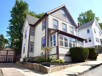 18 Orient St