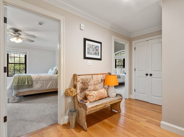 7 Henderson Rd, Lexington MA 02420