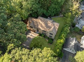 7 Henderson Rd, Lexington MA 02420