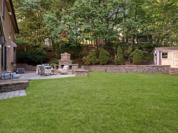 7 Henderson Rd, Lexington MA 02420