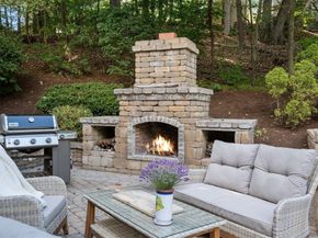 7 Henderson Rd, Lexington MA 02420