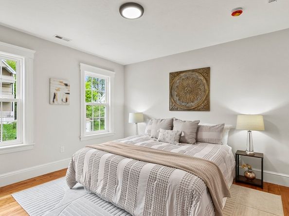 30 Boardman St, Worcester MA 01606