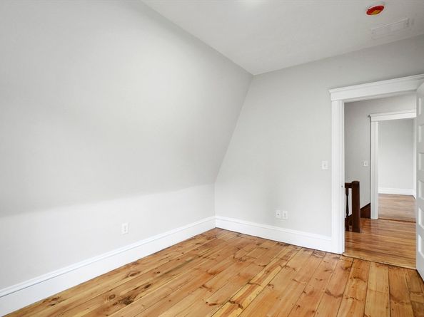 30 Boardman St, Worcester MA 01606