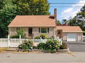 52 Fairlawn Cir, Shrewsbury MA 01545