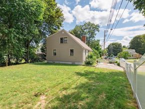 52 Fairlawn Cir, Shrewsbury MA 01545