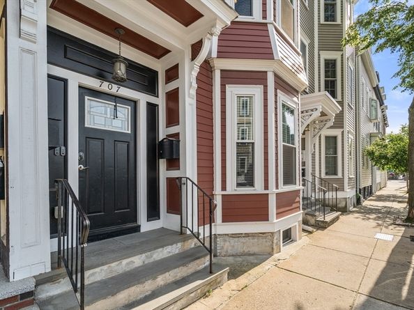 707 East 4th Street PH, Boston MA 02127