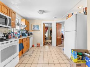 175 Essex St, Lynn MA 01902