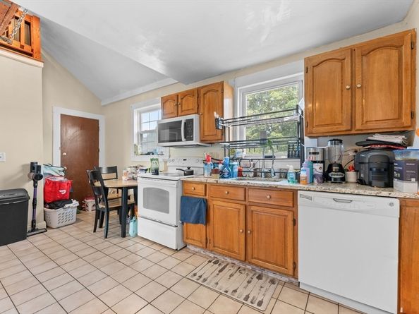 175 Essex St, Lynn MA 01902
