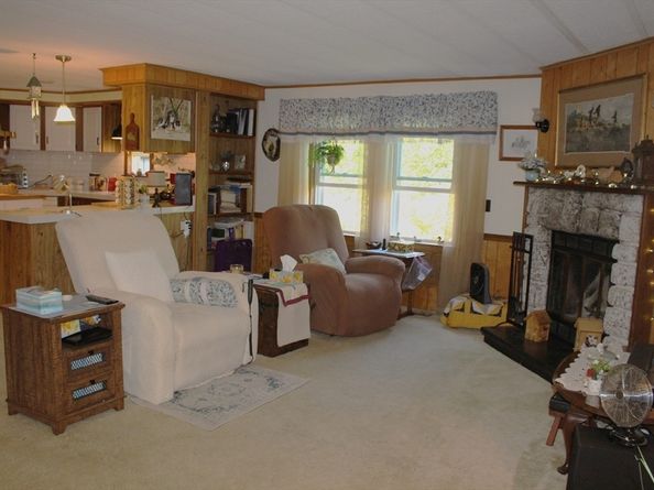 6 Jefferson Way, Carver MA 02330