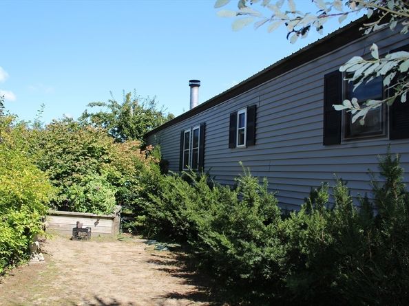 6 Jefferson Way, Carver MA 02330