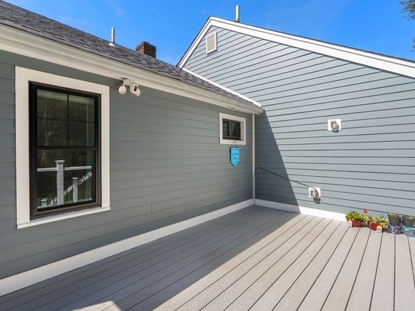 14 Jamieson St, Abington MA 02351