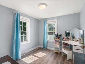 14 Jamieson St, Abington MA 02351