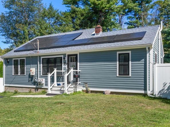 14 Jamieson St, Abington MA 02351