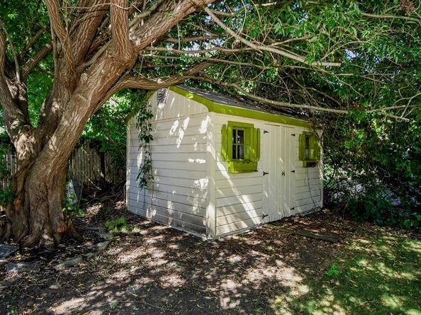 23 Bates St, Hull MA 02045