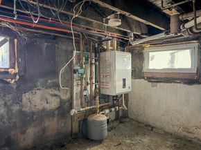 92 Tuttle St, Revere MA 02151