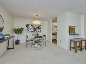 1600 Massachusetts Ave 404, Cambridge MA 02138