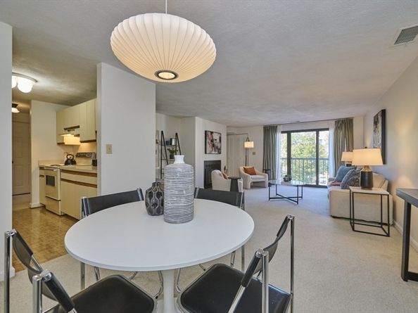 1600 Massachusetts Ave 404, Cambridge MA 02138