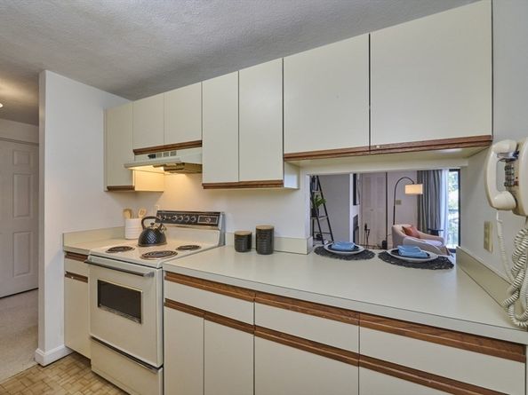 1600 Massachusetts Ave 404, Cambridge MA 02138