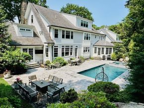 15 Essex Rd, Wellesley MA 02481