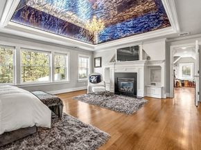 15 Essex Rd, Wellesley MA 02481