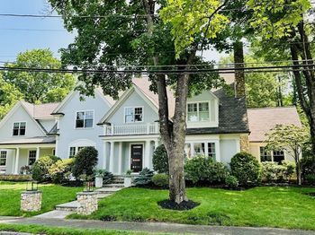15 Essex Rd