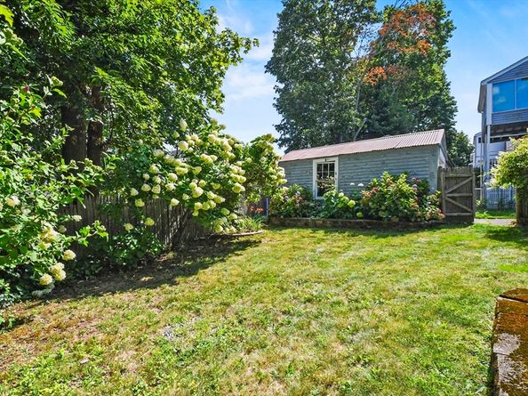 20 Fairbanks Road, Milton MA 02186