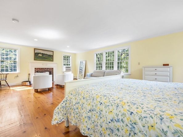 1057 Broadway, Hanover MA 02339