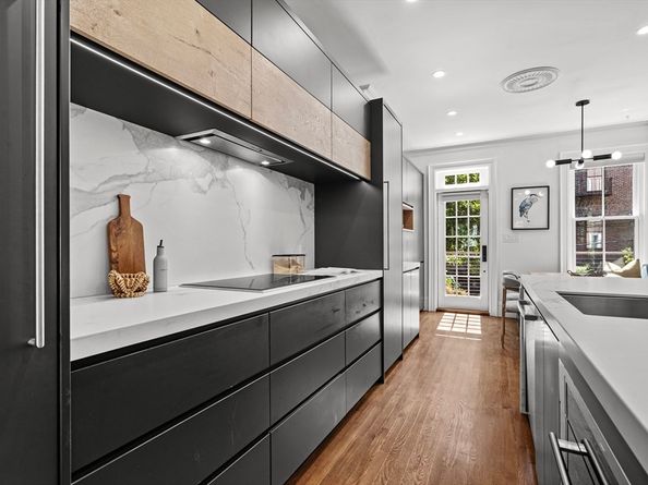 6 Dartmouth Place, Boston MA 02116