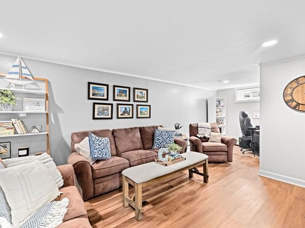 263 Elm St, Marshfield MA 02050