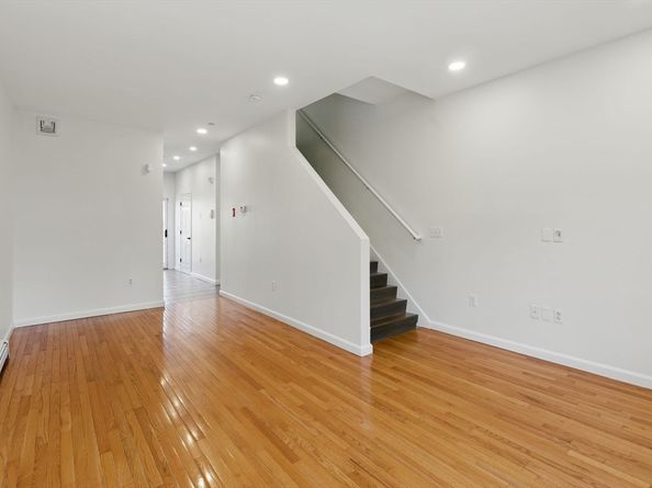57 Belmont St 57, Everett MA 02149