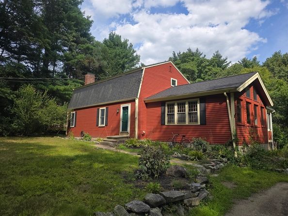 207 Boxboro Rd, Stow MA 01775