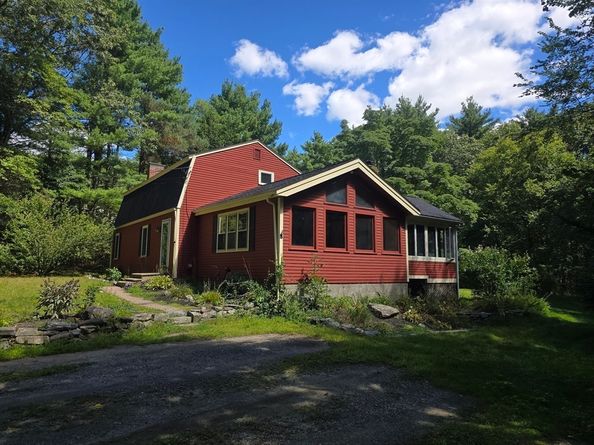 207 Boxboro Rd, Stow MA 01775