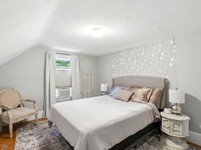 512 Elliott St, Beverly MA 01915