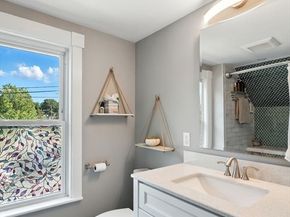 512 Elliott St, Beverly MA 01915