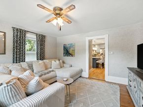 512 Elliott St, Beverly MA 01915