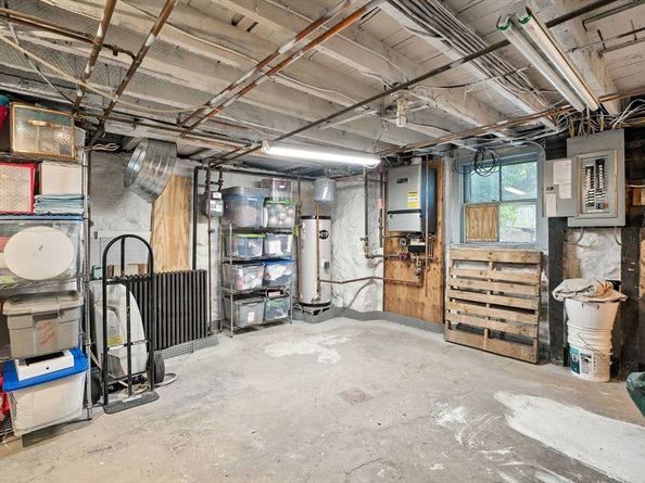 512 Elliott St, Beverly MA 01915