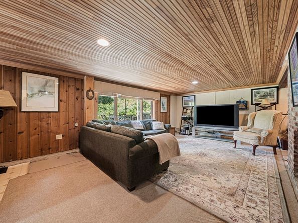 639 Main St., Hingham MA 02043